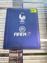 FIFA 19 [PS4] Steelbook