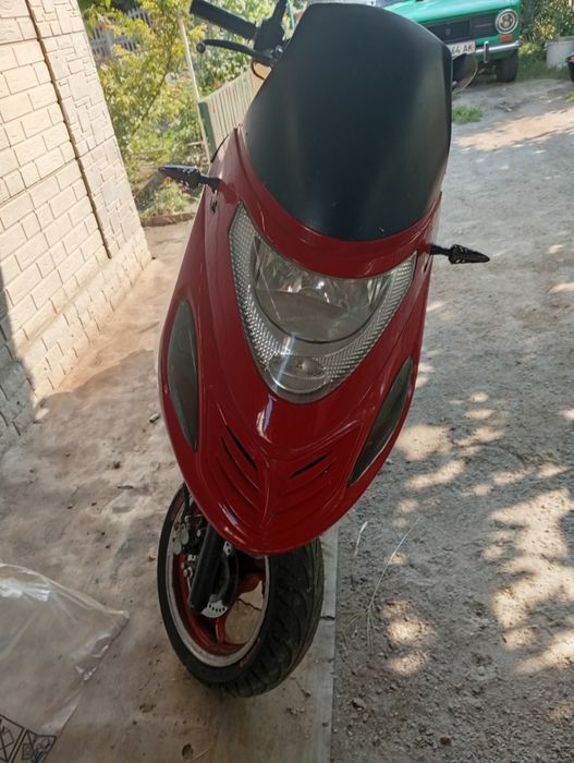 Продам скутер Вайпер ф1