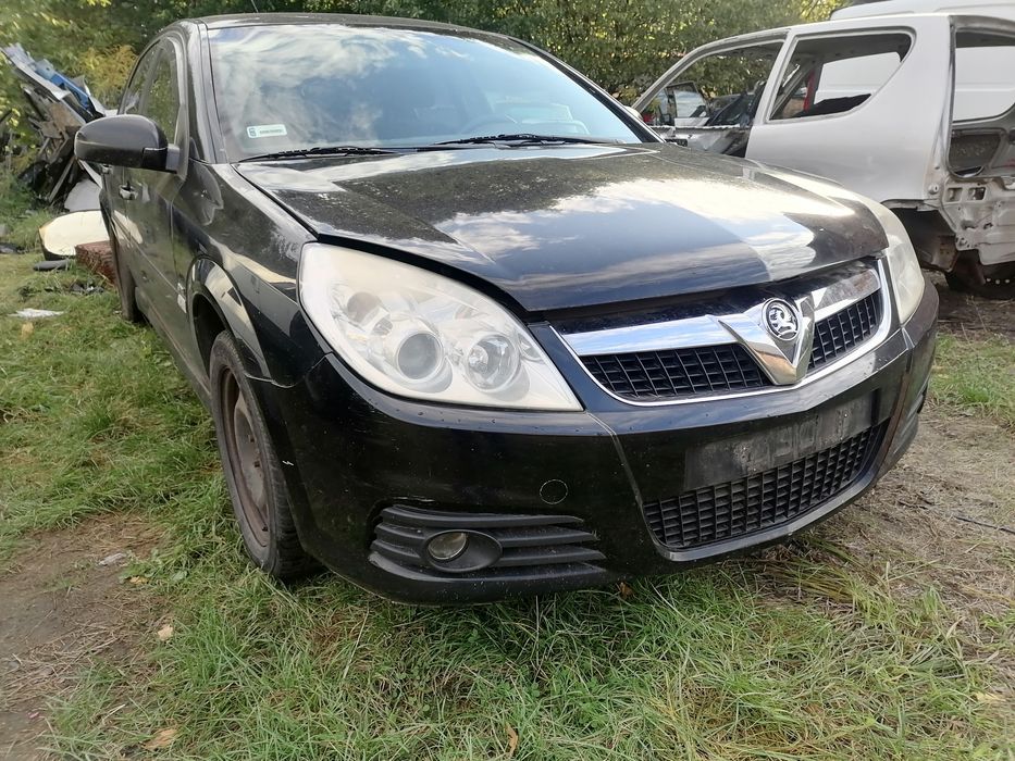 Zderzak maska błotnik drzwi reflektor Opel Vectra C lift 1.8
