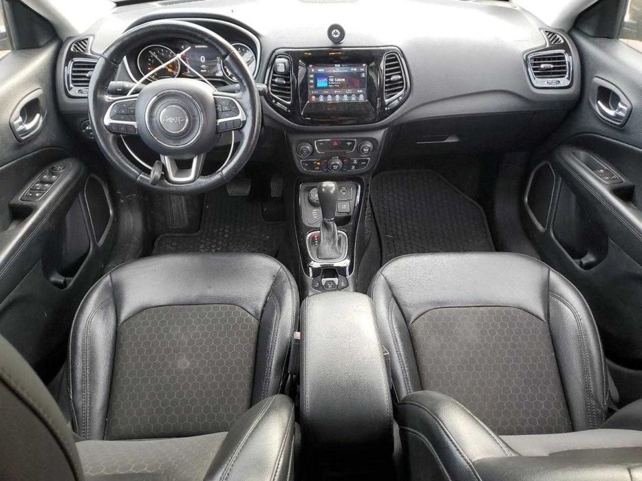 Jeep Compass Latitude 2019