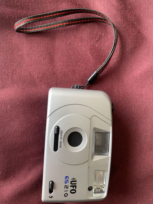 фотоапарат UFO 210ES