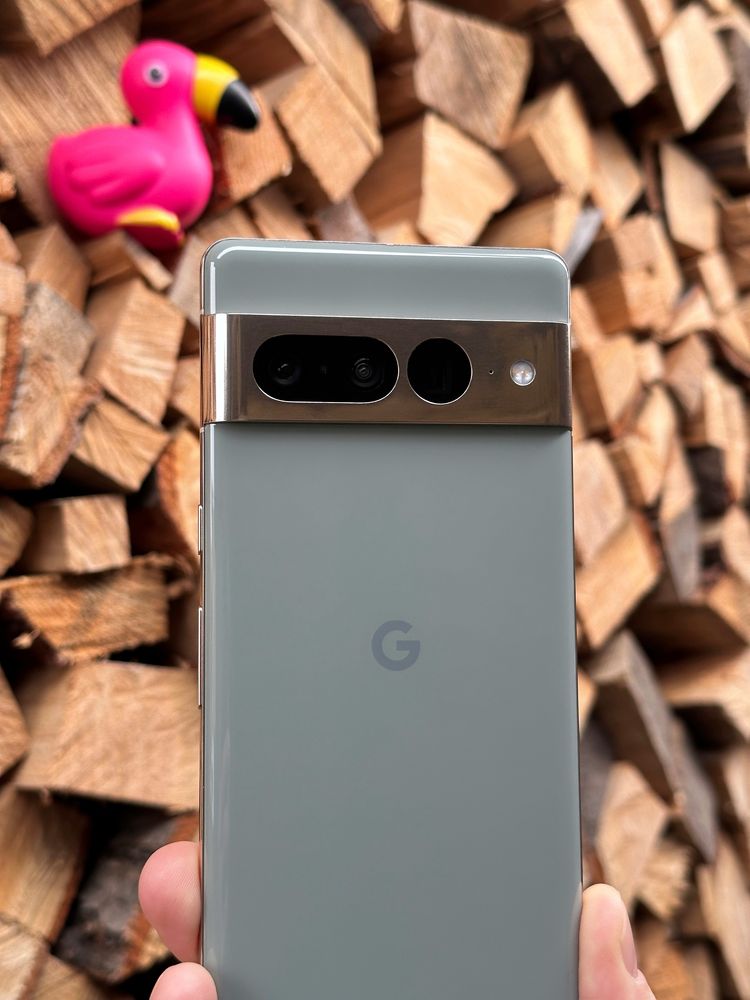 НА ПОДАРУНОК Google pixel 7 PRO 12/128 NEVERLOCK є ще на 512 512