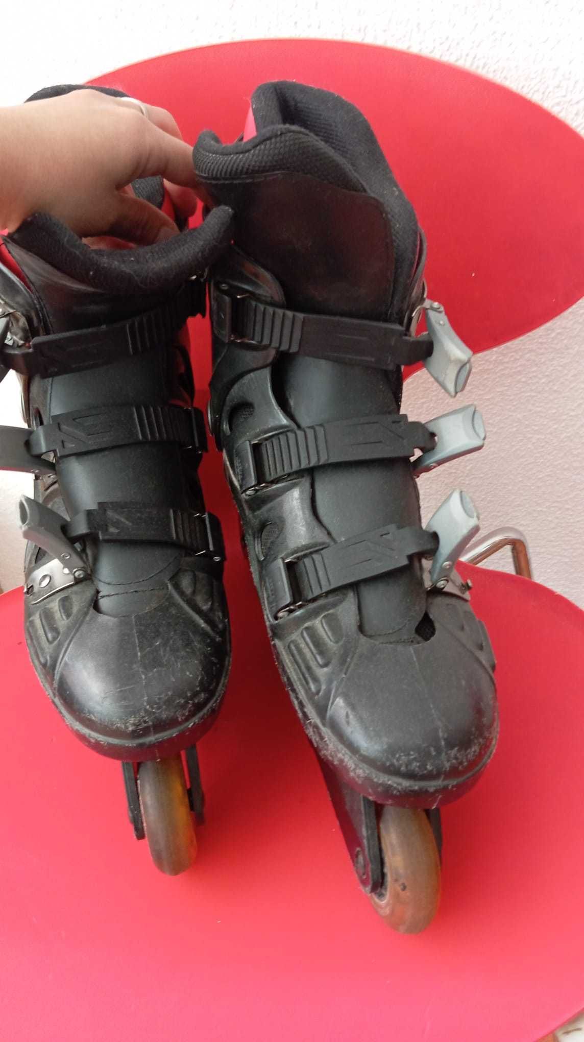 Patins Number One Preto/Vermelho – Tamanho 40 – Usados