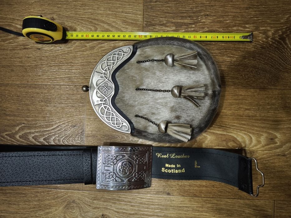 Спорран шотландська сумочка ручной роботи  шкіряна хутряна
