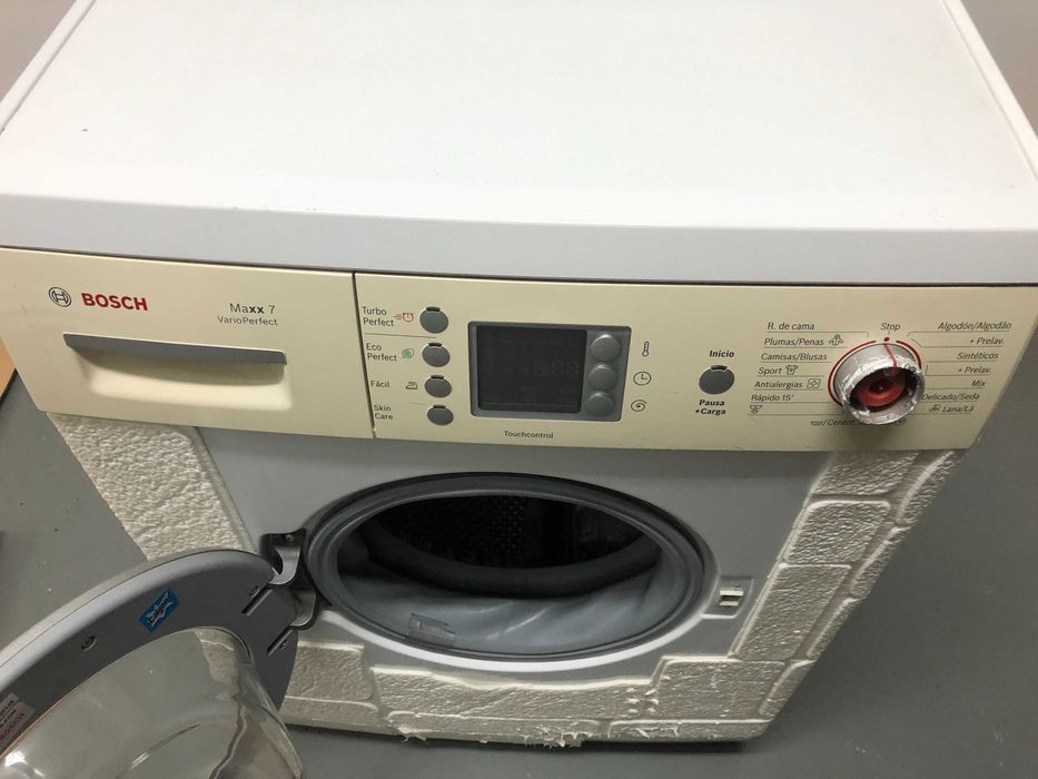 Máquina de Lavar Roupa - Bosch Maxx 7 VarioPerfect