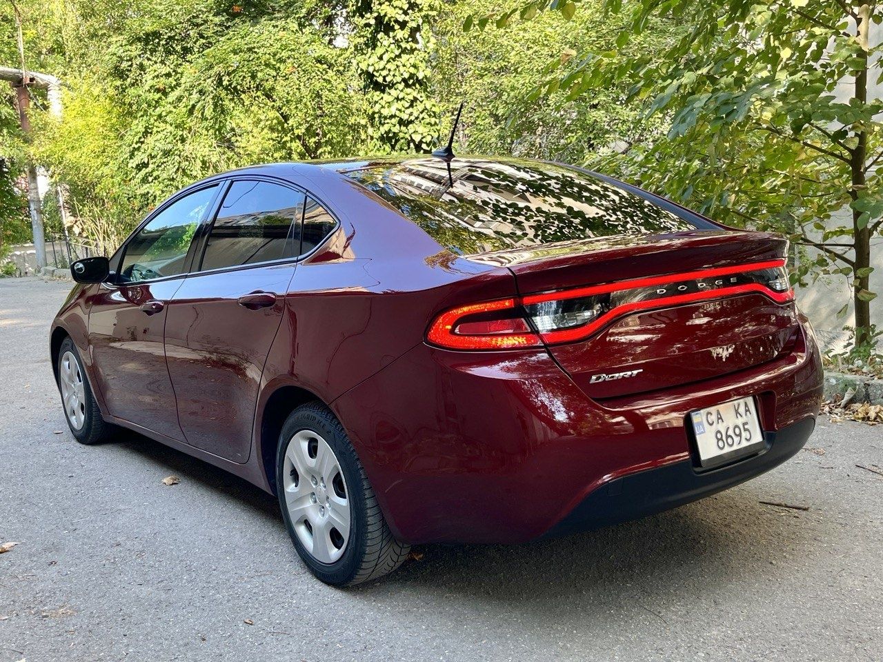 Dodge Dart SE 2.0 л