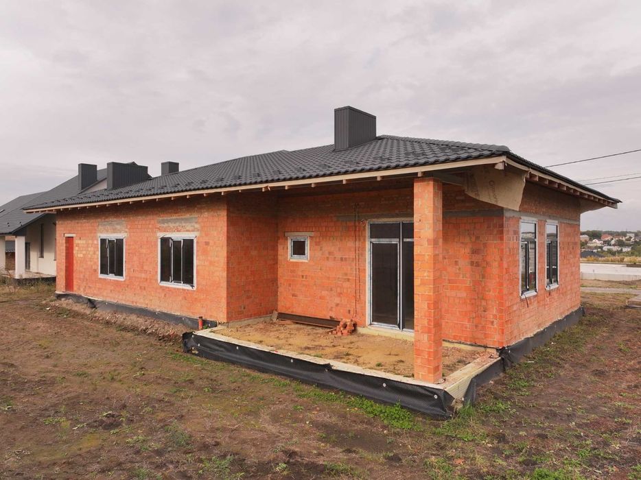 Продам будинок 180м2 на 8 сотках в Рівному, Район Спектруму (Райський)