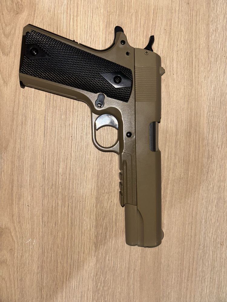 Pistola Airsoft Cybergun 1911 Full Metal | 345 FPS | Nova