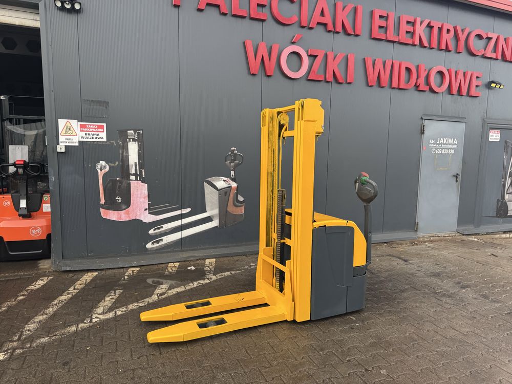 Paleciak elektryczny Jungheinrich EJC 1600 kg 420 cm wózek Ejc 216