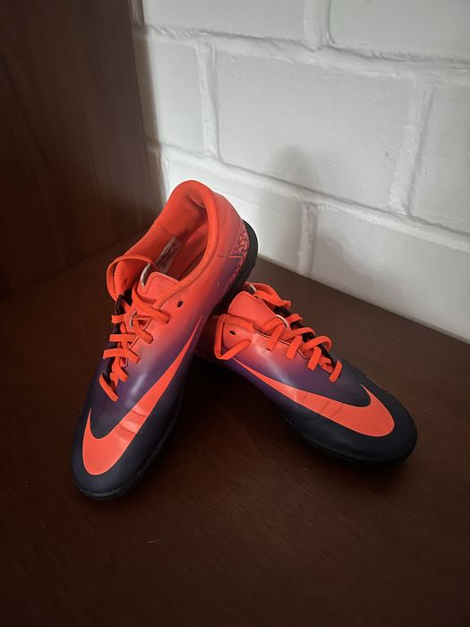 Buty Nike Hypervenom PHADE II 41