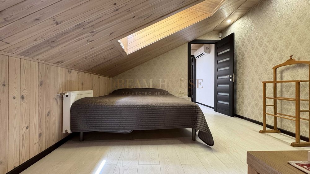 Трьохкімнатна квартира з ремонтом у Гранд Виллас. Газове опалення