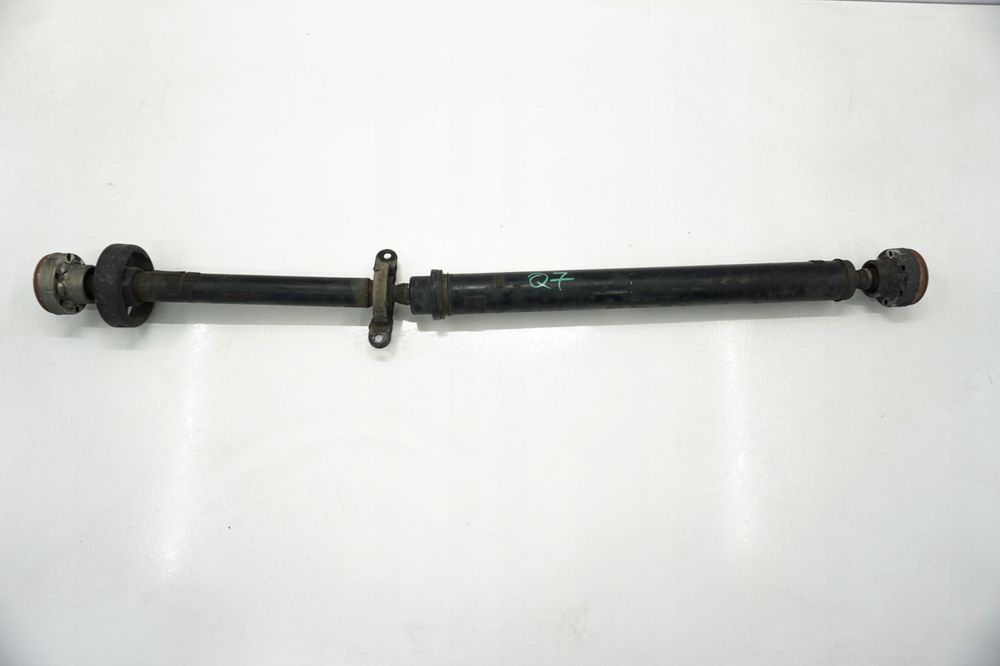 AUDI Q7 4LWAŁ NAPĘDOWY 3.0TDI