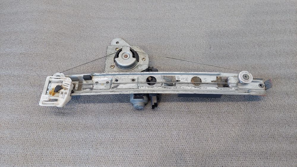 Elevador vidros trás direito RENAULT Megane II (BM0/1_, CM0/1_)