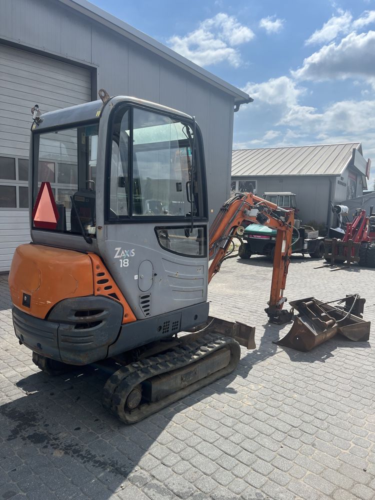 Minikoparka Hitachi Zaxis 18  1,7t