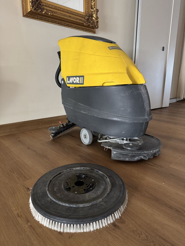 Szorowarka Lavor PRO SCL Compact Free 50E