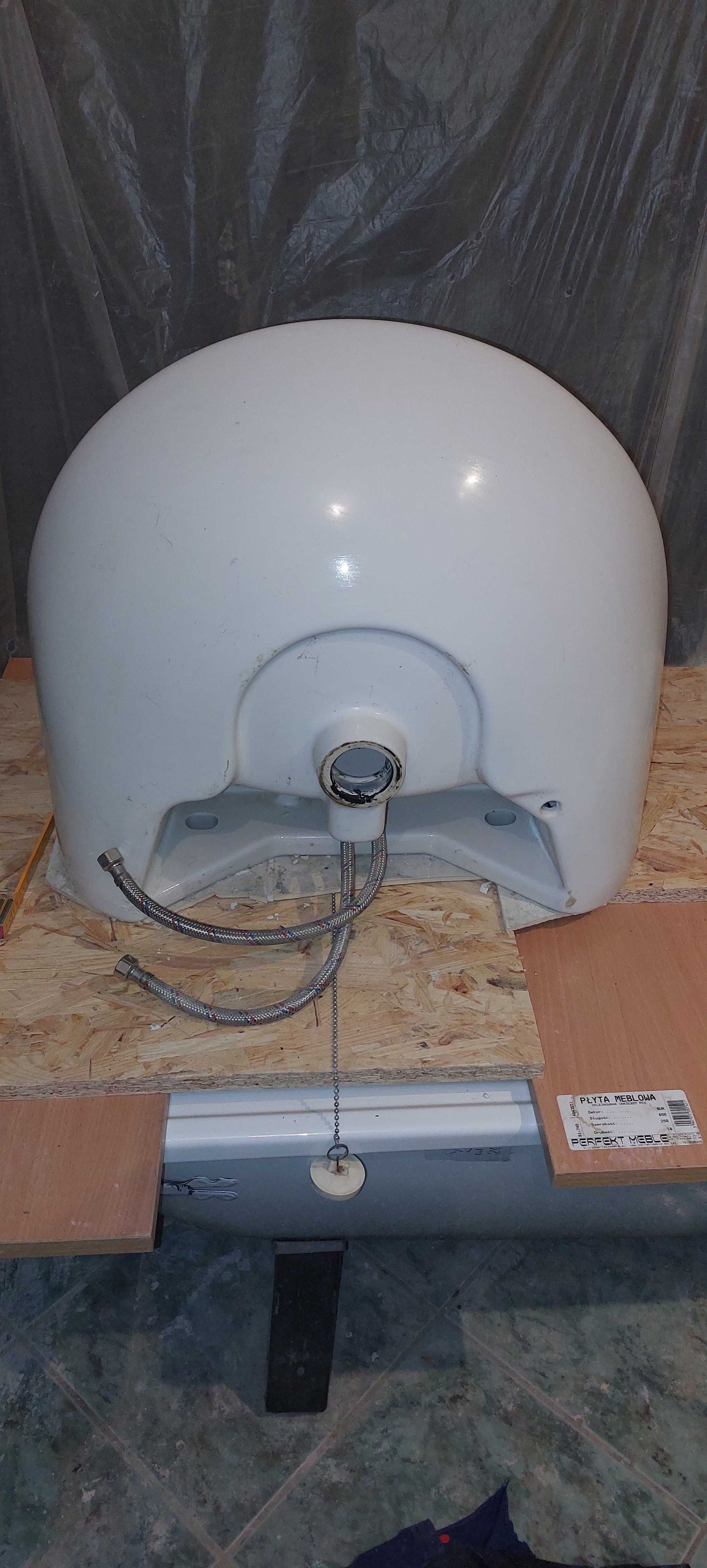 Umywalka Cersanit 55cm z baterią KFA Armatura