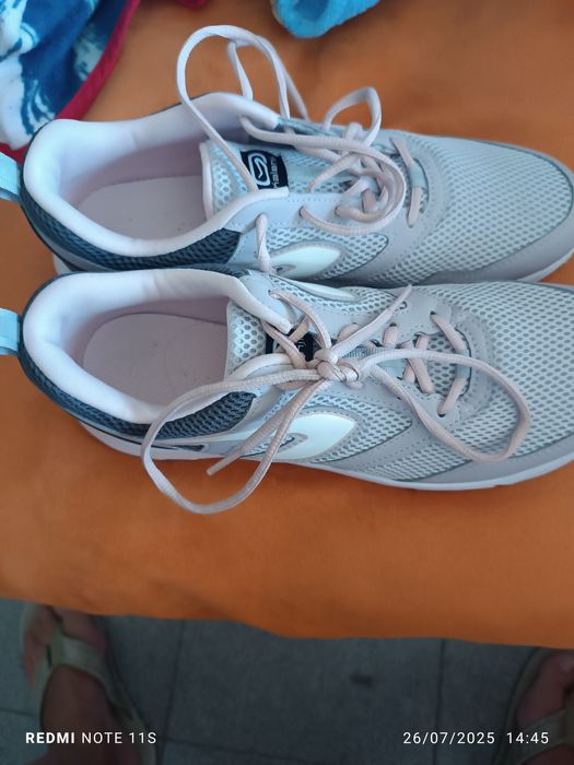 Sapatilhas novas nunca usadas