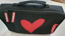 torebka, etui Fiorucci na palmtopa?