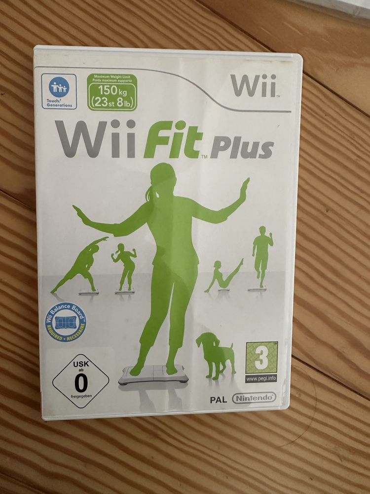 Wii Fit plus - jogo e acessórios