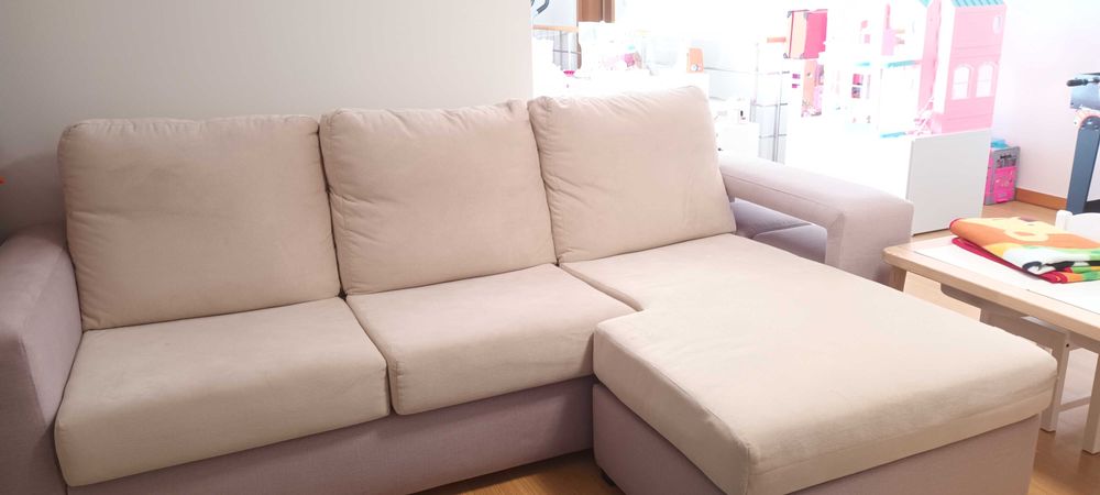 Sofá de 3 lugares com chaise longue