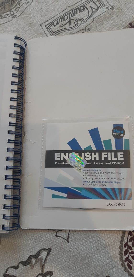 English File Teacher's book