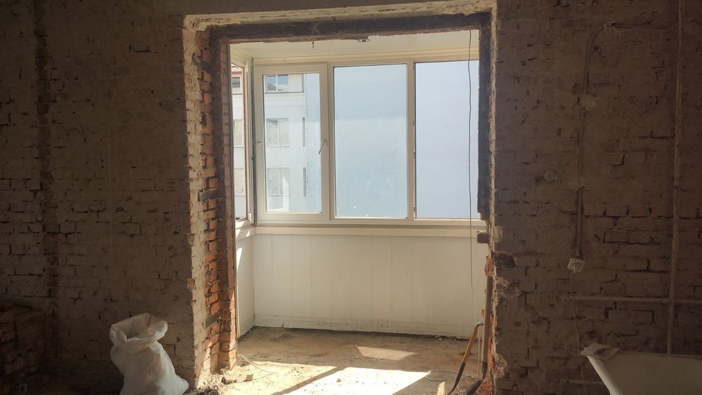 Грузо перевезення сміття будівельного мусору демонтажні монтажні робот