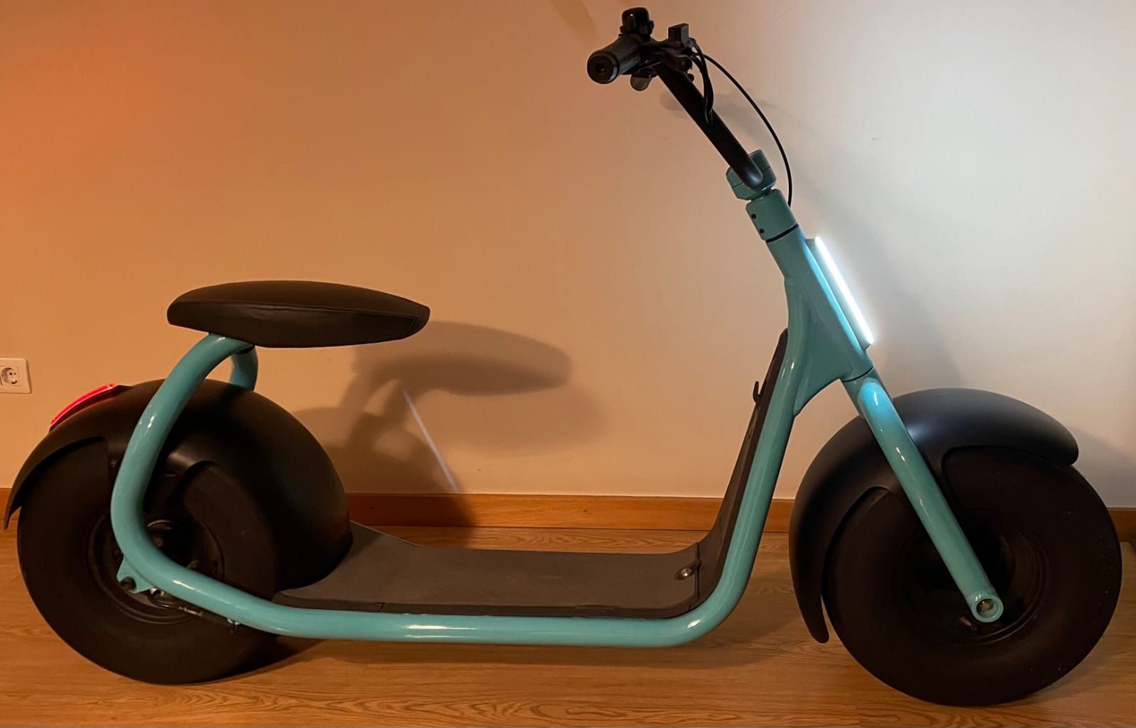 Scooter electrica Kaaspeed k1s 



Scooter electrica K