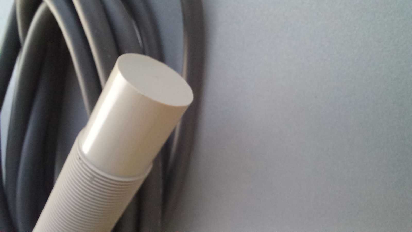 Proximity Switch Sensor, емкостной датчик, Omron E2K-X8MF