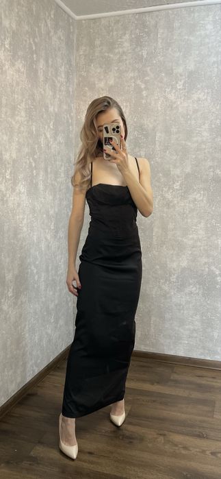 Чорна максі сукня PLT. S(8)