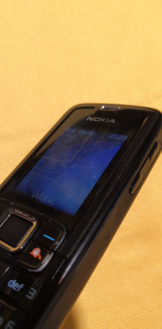 Nokia 3110c prosty telefon duże klawisze cyfry telefon na guziki