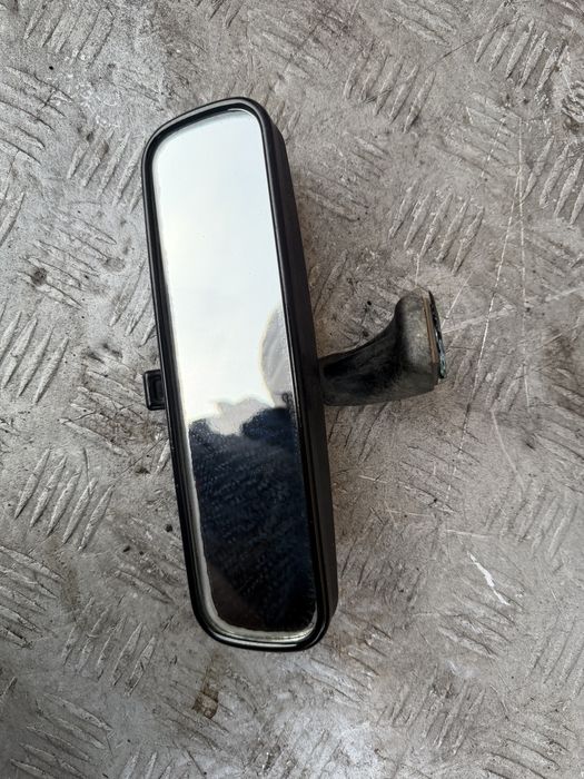 Зеркало в салон Тойота королла 08год toyota corolla e15