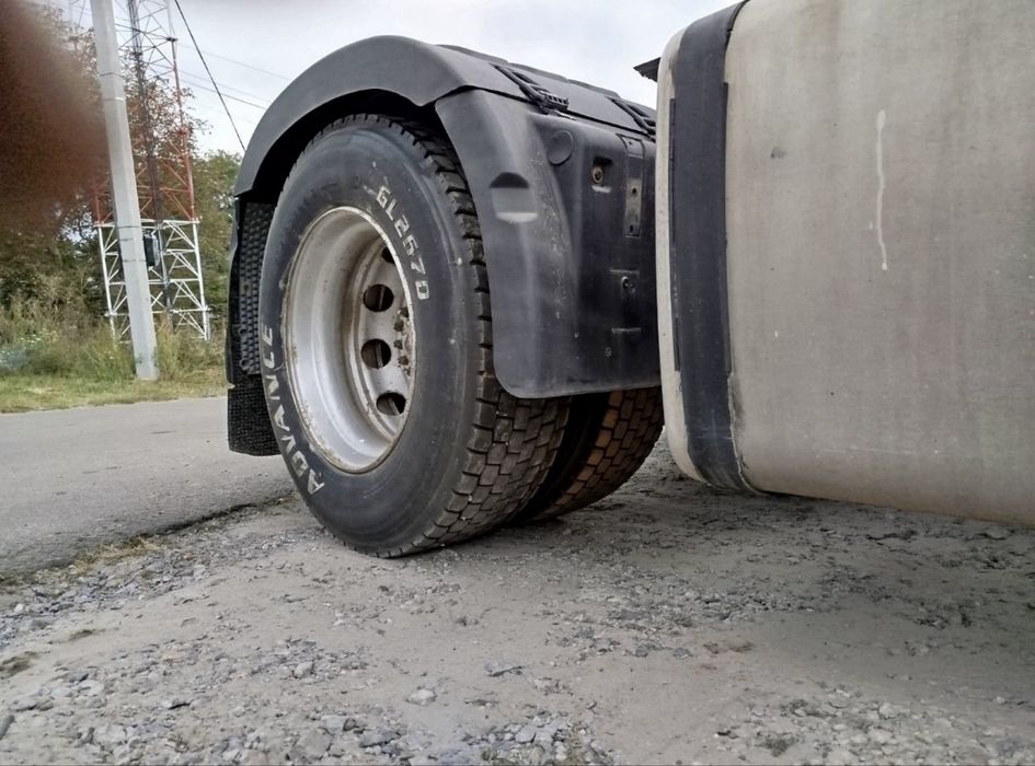 Тягач Рено Магнум 2005 року Євро-3