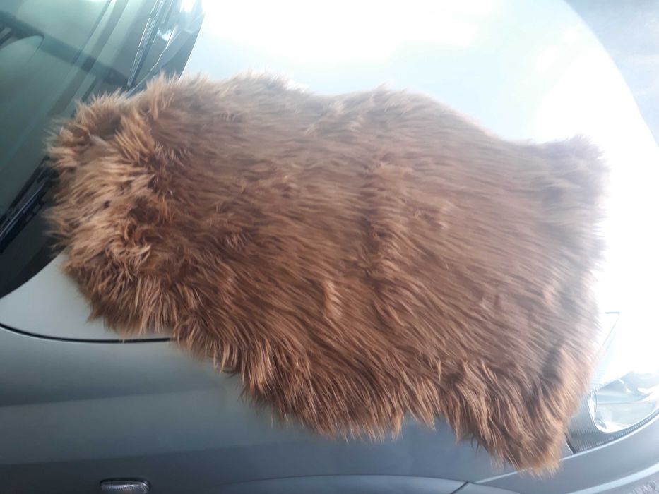 Sztuczna skóra dywanik