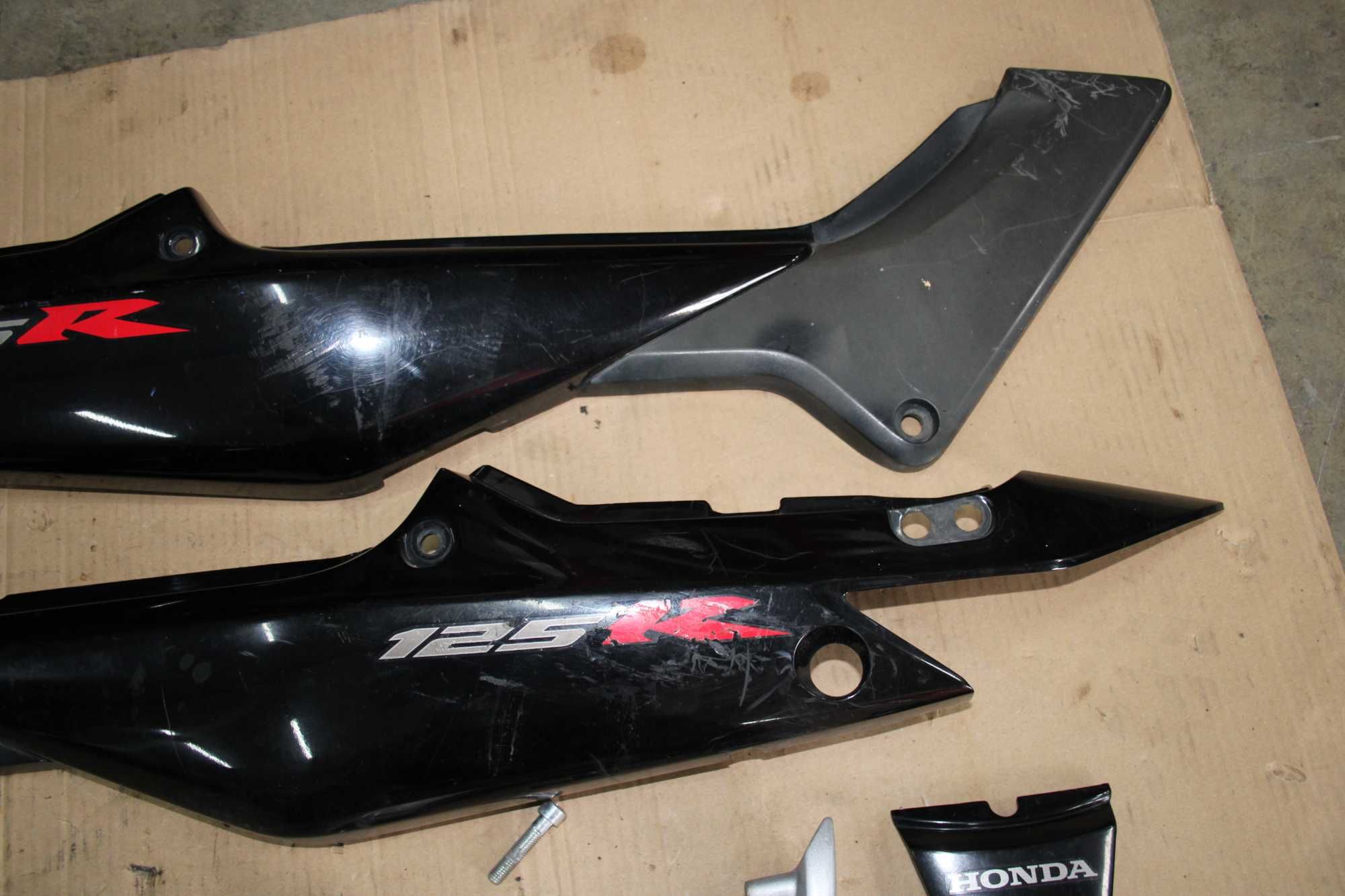Zadupek Ogon KPL. Łącznik Rączka Honda CBR 125 JC34 04-06 JC39