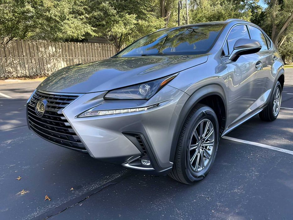 Lexus NX 300      2018