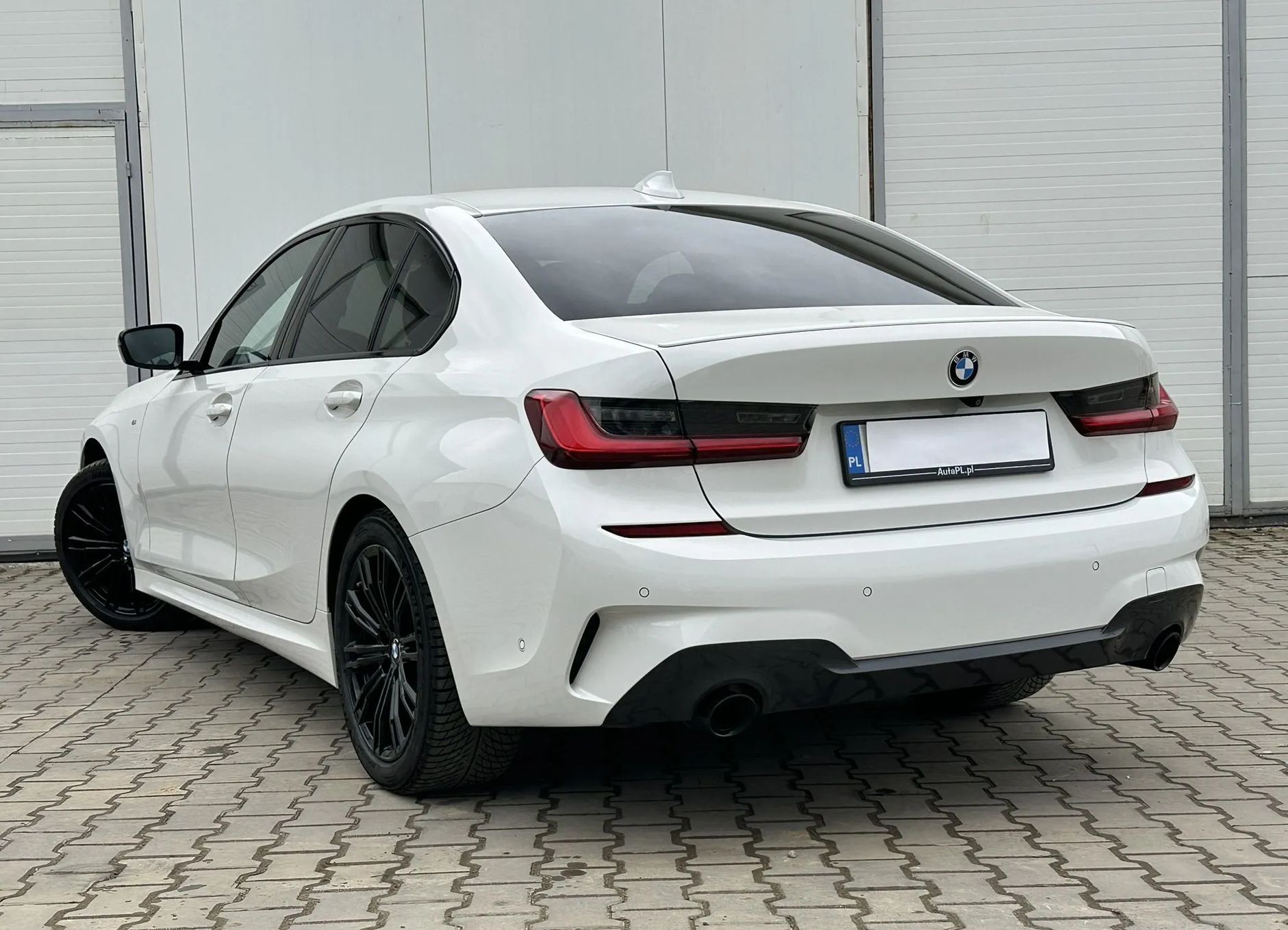 BMW Seria 3 Salon Polska aktywny tempomat head up radary dostęp komfortowy FV23%
