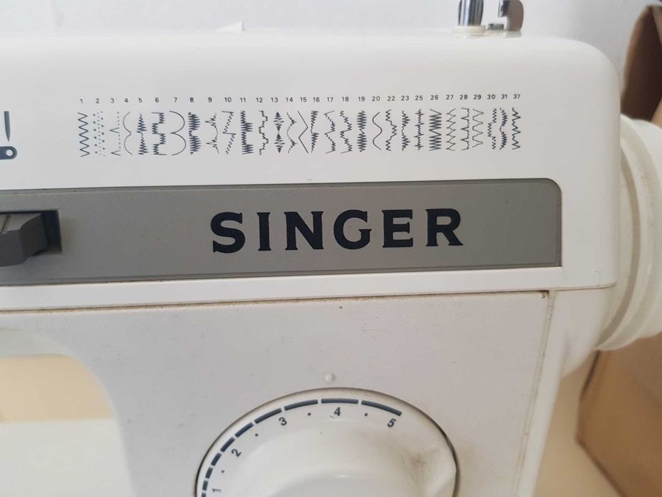 Maquina de custura Singer