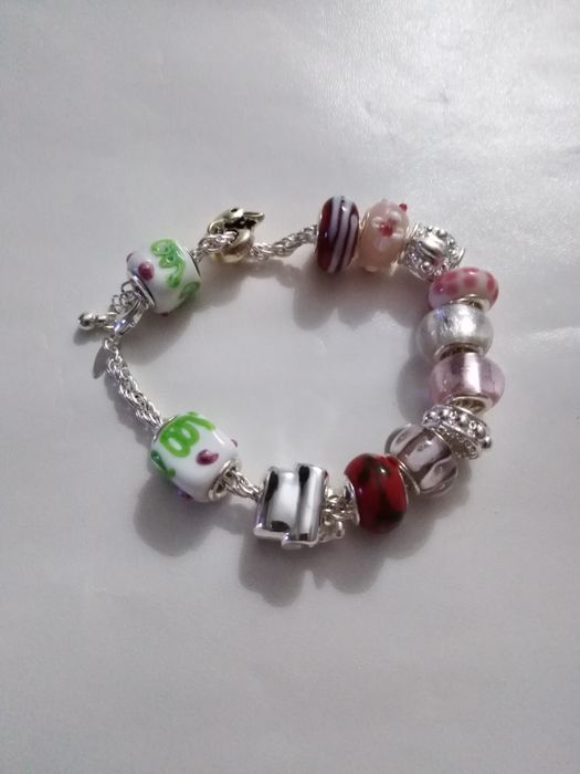 DIA DOS NAMORADOS - Pulseira e fio tipo 'Pandora'