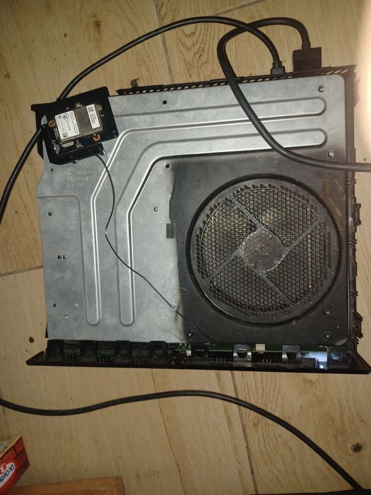 Xbox One + 2 kontrolery