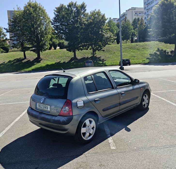 Renault Clio Gasolina bom estado