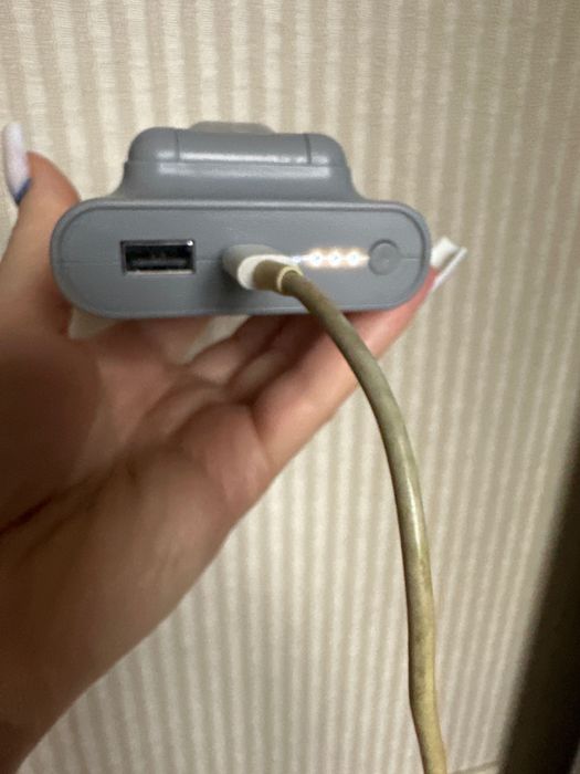 Павербанк с держателем