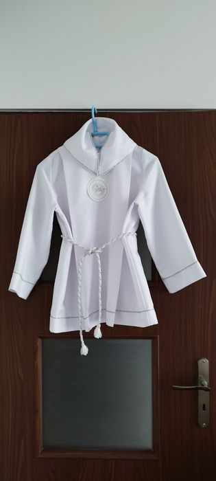 Ubranie komunijne chłopięce. Rozmiar szacunkowy 128-134. Alba.