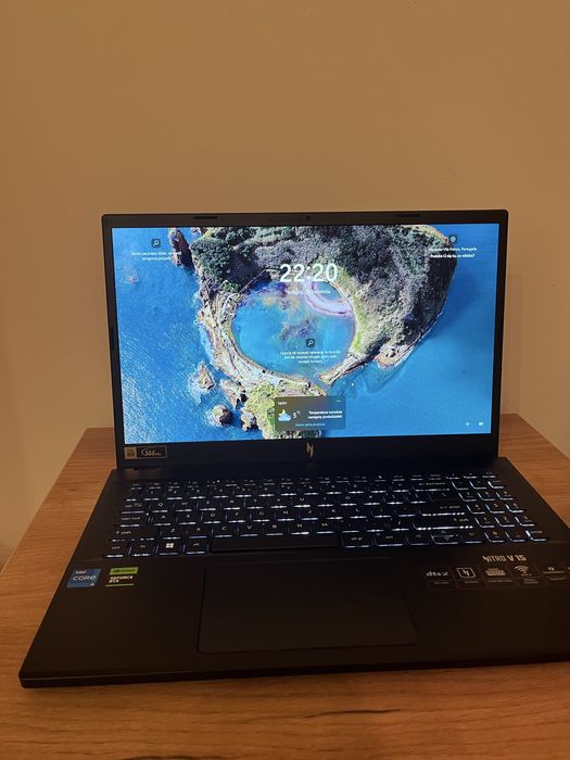 Acer Nitro V 15 i5-13420H / RTX 4050 / 16GB RAM / 512GB SSD