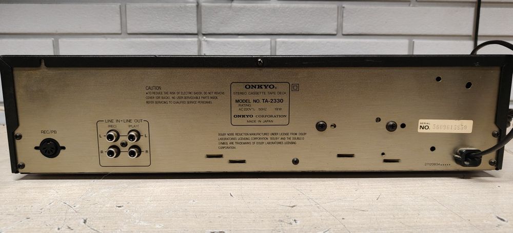 Magnetofon deck ONKYO TA-2330. Japan