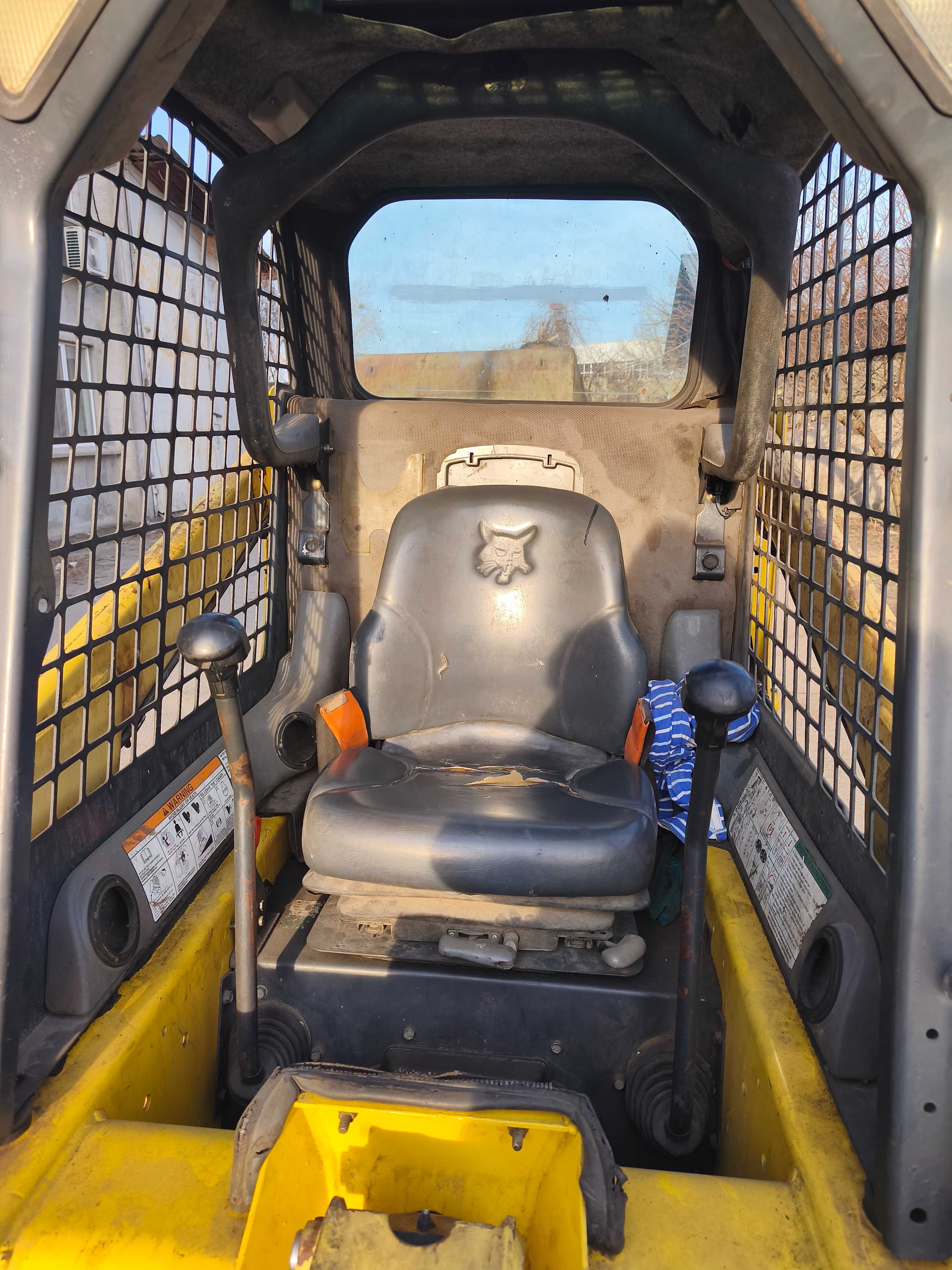 Продам Bobcat S130 б/у 2003 р. 590 кг.