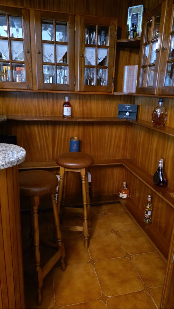 Bar de canto para sala + móvel