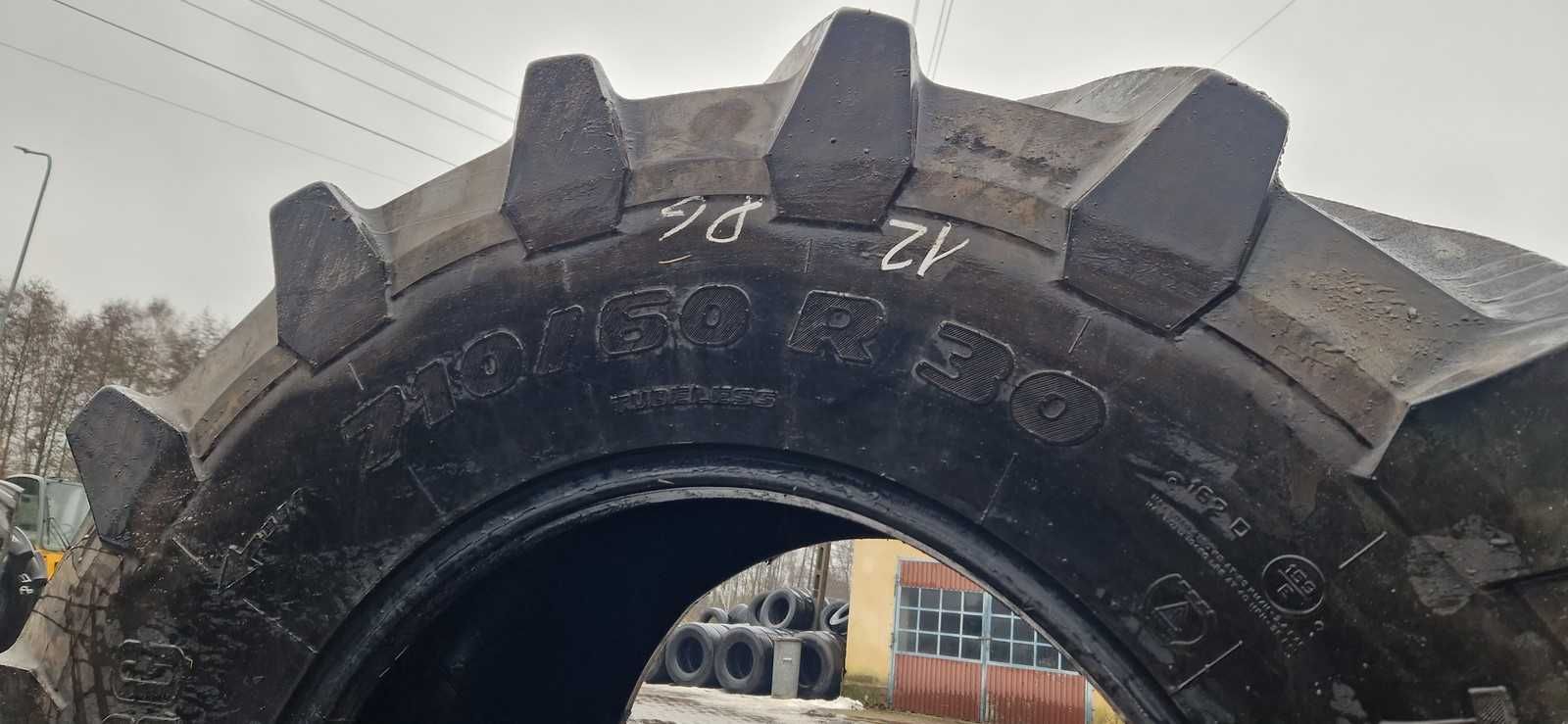 710/60r30 710/60-30 Trelleborg 70%  bieżnik