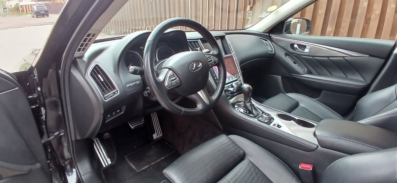 Infiniti Q50 2.2d