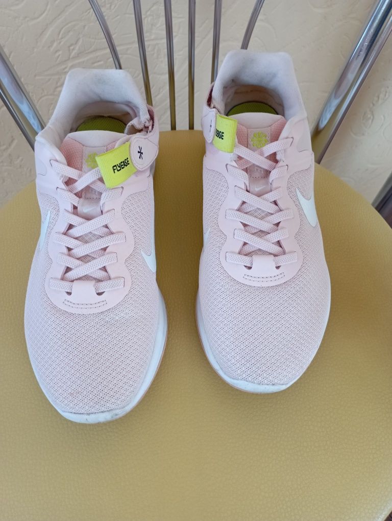 Okazja Nowe buty damskie