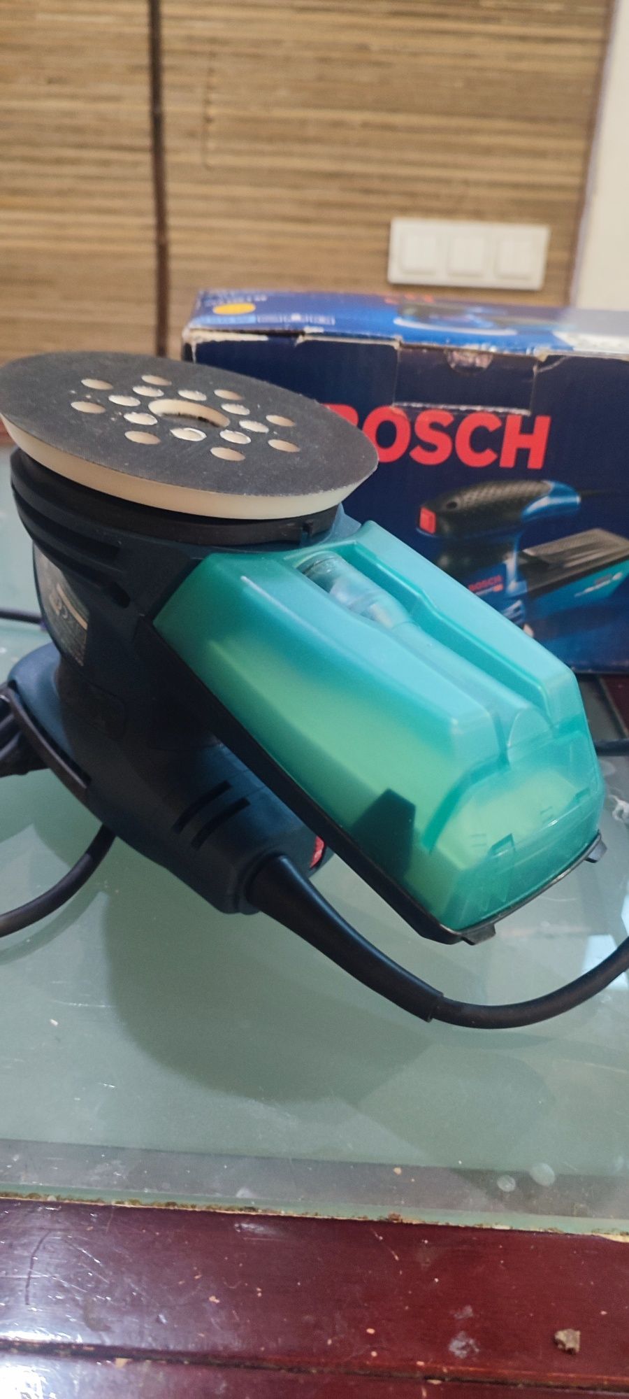 Продам орбитальную шлифмашинку Bosch GEX 125-1AE